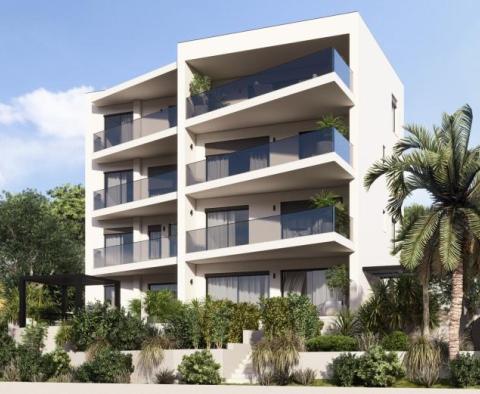 Роскошная новая квартира на 1-й линии моря в районе Трогира - фото 14