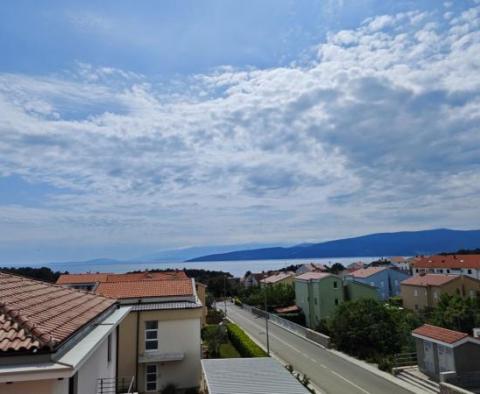 Ekskluzywny apartament z widokiem na morze na wyspie Krk 450 metrów od morza! - pic 7