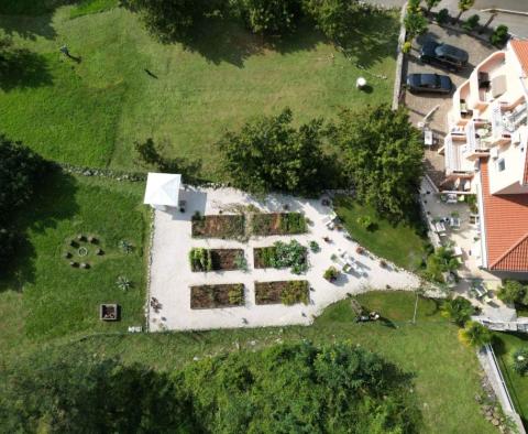 Жилой дом 700м2 с бассейном в Ловране + 6000м2 земли с проектом оздоровительного курорта на 28 номеров - фото 26