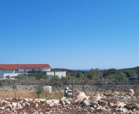 Ruine auf einem 3296 m² großen Ackerland in der Gegend von Rovinj - foto 4