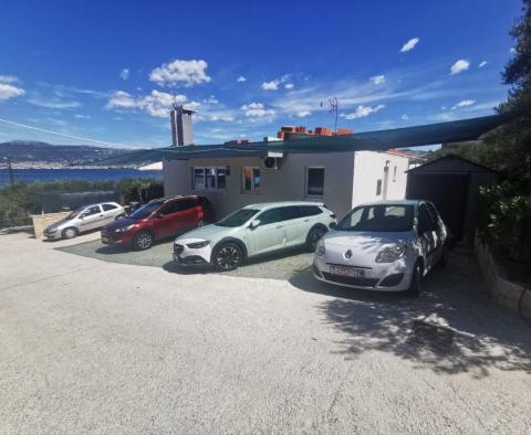 Haus zum Verkauf in Trogir, 15 Meter vom Meer entfernt - foto 4