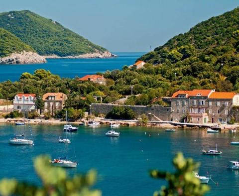 Außergewöhnliche dalmatinische Steinvilla in der 1. Meereslinie auf der Insel in der Nähe von Dubrovnik - foto 7
