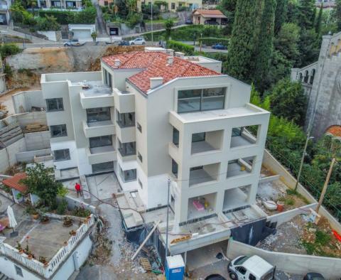 Великолепная новая квартира в эксклюзивном месте в центре Опатии, в 200 метрах от моря. - фото 16