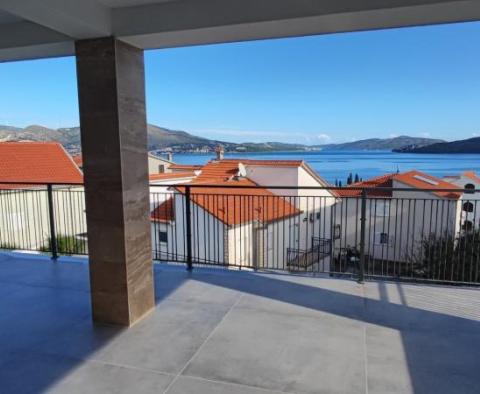 Luxuriöse neue Villa auf der Halbinsel Ciovo mit zauberhaftem Meerblick - foto 16