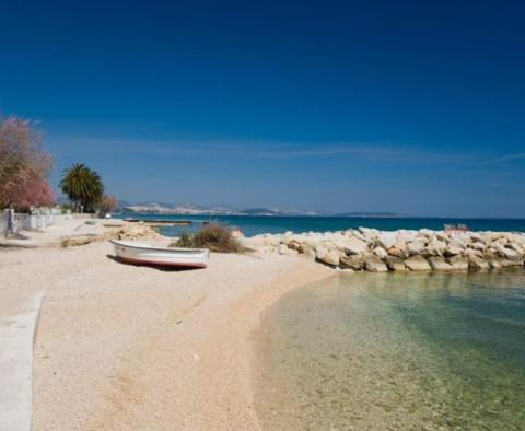 Előnyös apartman Strozanacban, Split közelében, mindössze 100 méterre a strandtól! - pic 2