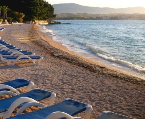 Výhodný byt v Strozanac nedaleko Splitu a jen 100 metrů od pláže! 