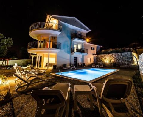 Villa von 380 m2 mit Panoramablick auf das Meer in Ika + angelegter Garten von 700 m2 - foto 4