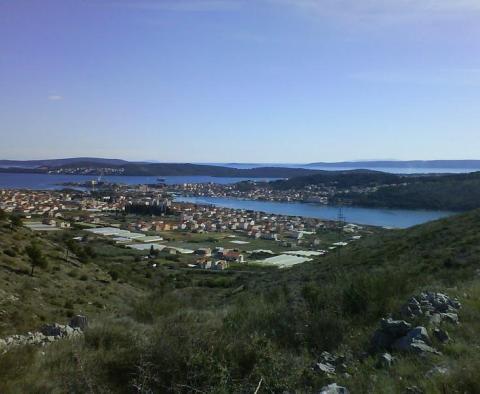 Geräumiges Agrarland oberhalb von Trogir - foto 15