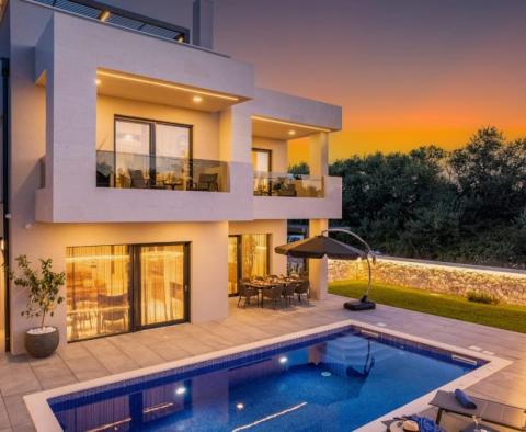 Nouvelle villa moderne à vendre à Privlaka en construction - pic 34
