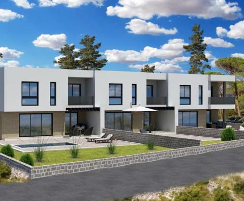 Nouveau complexe de trois appartements duplex avec piscines à Vodice - pic 2