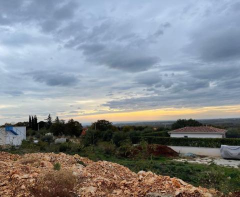Три роскошные виллы в районе Кастелир региона Пореч, далекий вид на море - фото 4