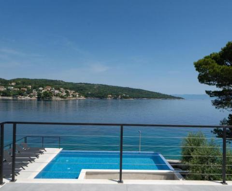 New villa on Brac on the 1st line to the sea, with boat mooring - pic 5