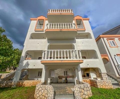 Gorgeous villa of 800m2, second row to the sea on a territory of 2000m2 in Crikvenica area 