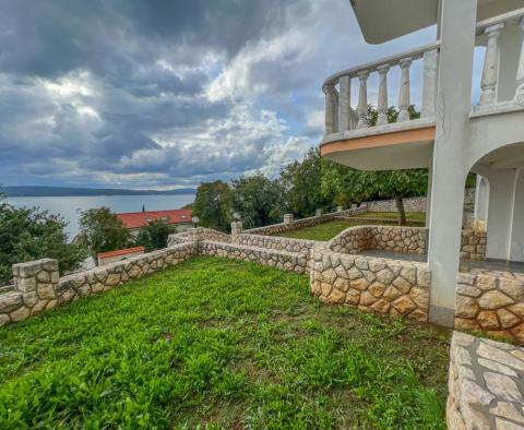 Magnifique villa de 800m2, deuxième rangée de la mer sur un territoire de 2000m2 dans la région de Crikvenica - pic 29
