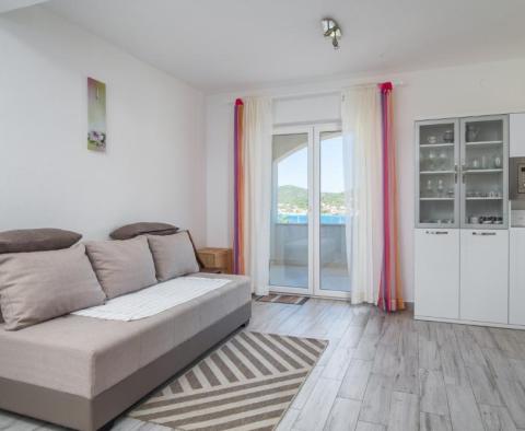 Appartement à Marina, Vinisce avec vue magnifique sur la mer et piscine, à seulement 70 mètres de la mer - pic 9