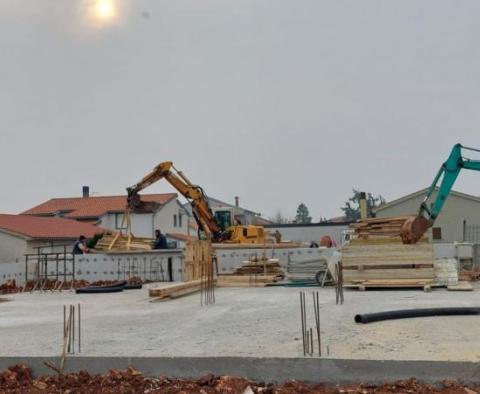 New apartments under construction in Valbandon, Fažana - pic 3