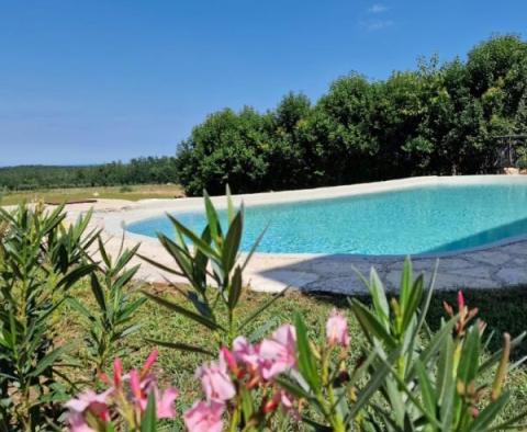 A beautiful stone villa with a sea view in Porec region - pic 7