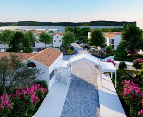 Új luxus apartmanok 5***** üdülőhelyen a Zadar melletti tengerparton 4-6%-os bérleti hozammal - pic 4