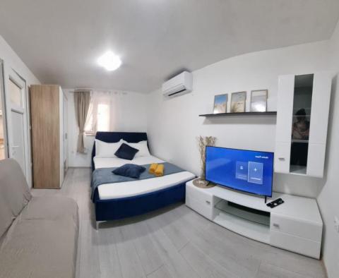 Super-apartment in Kastel Stari 100 meters from the sea - pic 5