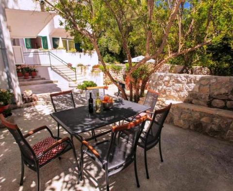 Apart-house of 4 apartments in Igrane on Makarska riviera 40 meters from the sea - pic 18