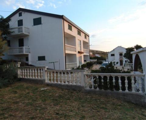 Apart-house with 7 apartments 200 meters from the sea on Pag - pic 6
