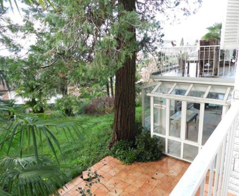 Haus von 205 m2 mit wunderschönem Blick auf das Meer im Zentrum von Opatija – ideal zum Wiederaufbau - foto 30