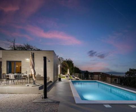 Moderne Villa mit Pool und Meerblick in Opatija 