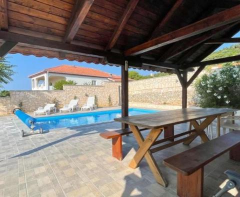 Apartment on the ground floor 3 bedrooms + bathroom with swimming pool on Rab island! - pic 17