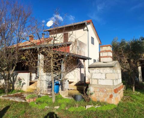 Freistehendes Haus in einem großen Garten in der Gegend von Rovinj - foto 5
