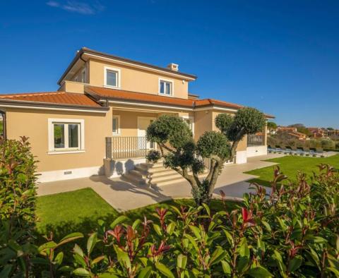 Beautiful luxury villa with swimming pool in Kastelir, Porec area - pic 5