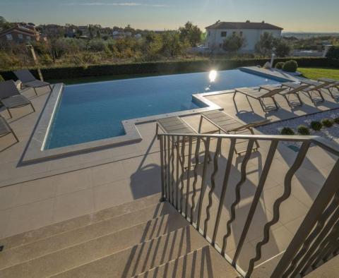 Wunderschöne Luxusvilla mit Pool in Kastelir, Porec - foto 7
