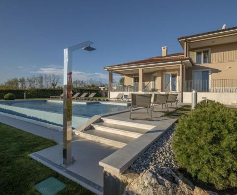 Beautiful luxury villa with swimming pool in Kastelir, Porec area - pic 44