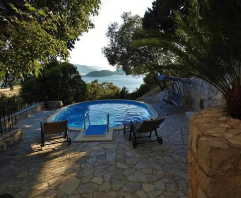 Belle villa dalmate en pierre avec piscine et vue sur la mer dans la région de Klek - pic 2