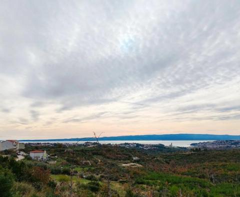 Terrain constructible avec vue sur la mer dans la région de Split - pic 7