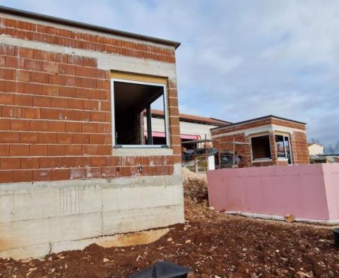 Villa under construction in Žminj - pic 12