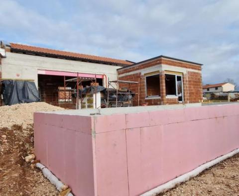 Villa under construction in Žminj - pic 14