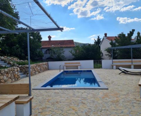 Appartement avec piscine partagée et vue mer à Bribir, région de Novi Vinodolski - pic 3