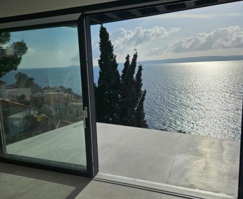 Új, modern apartman lenyűgöző kilátással a tengerre a Ciovo-félszigeten - pic 13