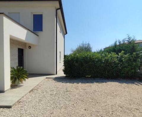 Nice villa in an attractive location in Porec area, 5 km from the sea - pic 6