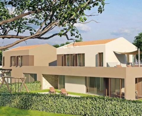 Contemporary house with pool in Porec, 7 km from the sea 