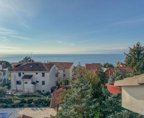 Superb apart-house with 4 apartments, garden, close to the sea and Opatija - pic 4