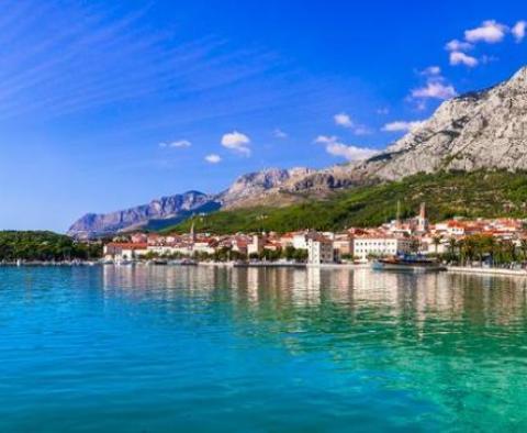 3*** hvězdičkový hotel s výjimečným mořským panoramatem v oblasti Trogiru, pouhých 80 metrů od moře - pic 7