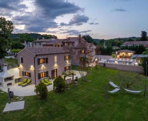 Trois villas romantiques d'Istrie à Pićan, vente forfaitaire 