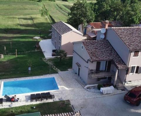 Trois villas romantiques d'Istrie à Pićan, vente forfaitaire - pic 20