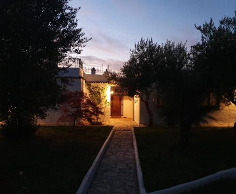 Une maison rustique unique avec vue sur les îles Brijuni en Galizana entre Pula et Rovinj - pic 54
