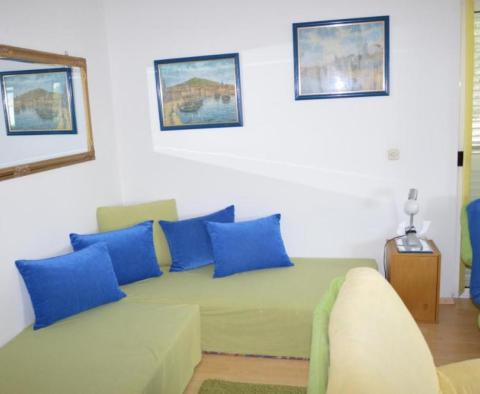 Appartement avec piscine à Ciovo près de Trogir à vendre, à 20 mètres de la plage - pic 24