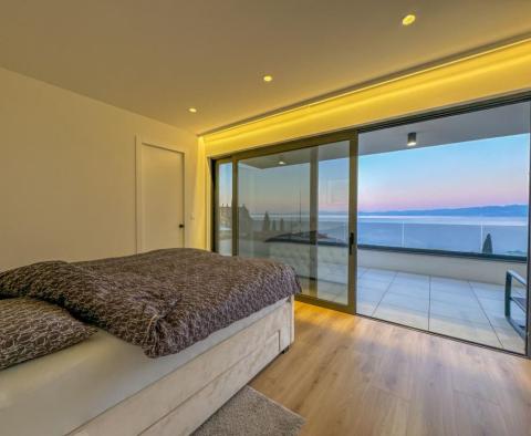 Exclusive penthouse with exceptional sea views, swimming pool and garage in Opatija - pic 5