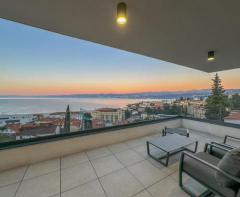 Exclusive penthouse with exceptional sea views, swimming pool and garage in Opatija - pic 18