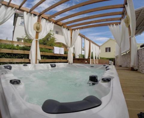 Appartement avec piscine à Ciovo près de Trogir à vendre, à 20 mètres de la plage - pic 31