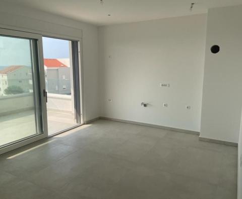 Nový byt v Novalji, pouhých 200 metrů od moře - pic 27